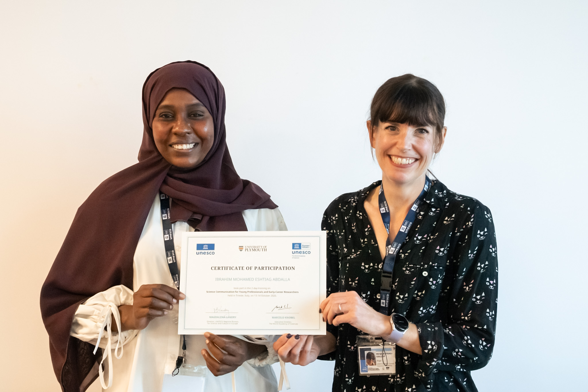 From left: Eshtiag Abdalla Ibrahim Mohamed, PhD graduate in Analytical Chemistry from East China University of Science and Technology, Shanghai, China, Lecturer at the University of Bahri, Sudan, and a TWAS-Sissa-Lincei Research Cooperation Visits Programme awardee; and Abigail McQuatters-Gollop, Professor of Marine Conservation, University of Plymouth, UK (Photo: G. Ortolani/TWAS)