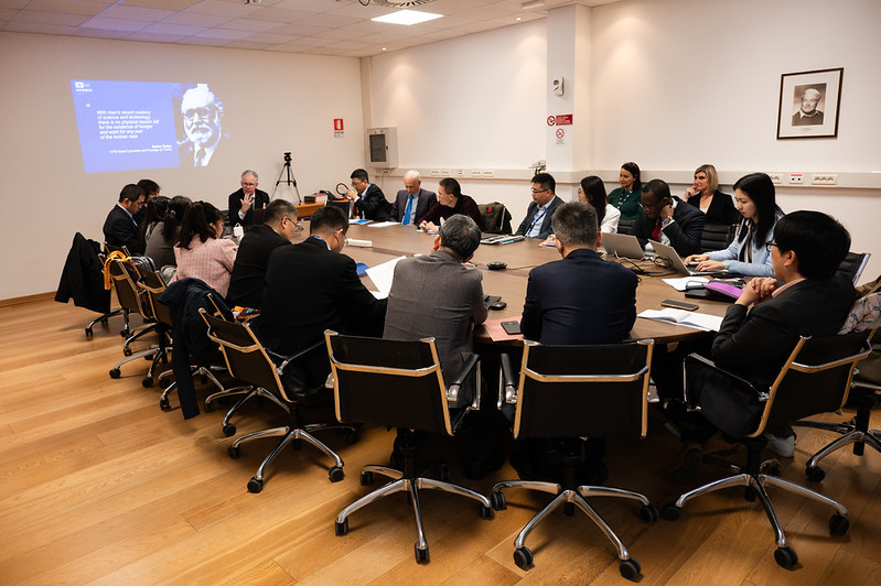 Members of the Chinese delegation, together with TWAS staff, during discussions. (Photo: H. Gergolet/TWAS)