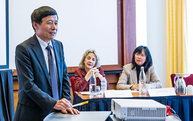 ypl-2014-senior-panel_gallery.jpg