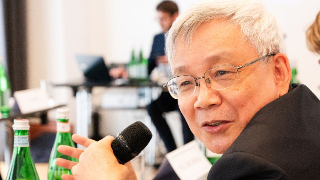 HOU Jianguo
